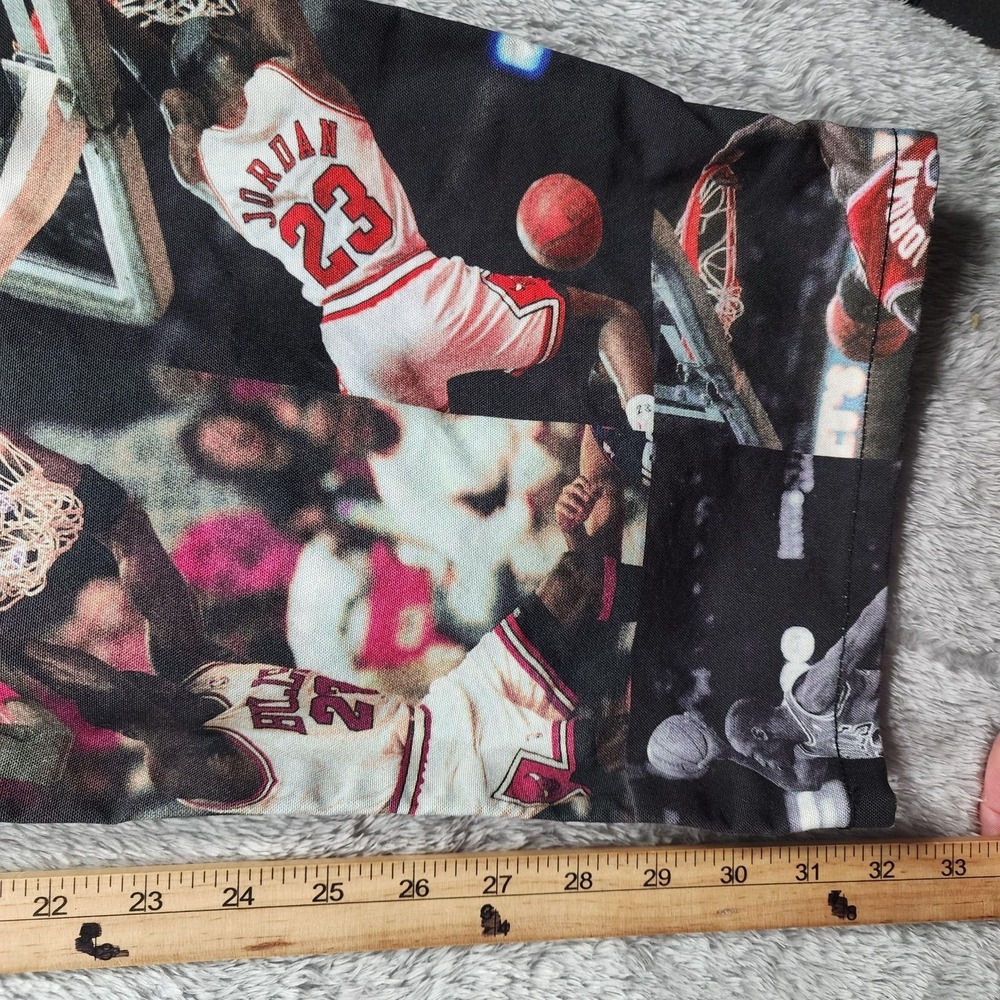 Chicago Bulls Pants Mens Medium 30x32 NBA Basketball Jordan 23 AOP Jumpman Nike - Picture 11 of 12